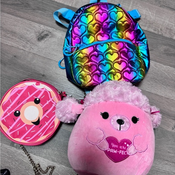 Little girl, valentine bundle gift with squish, mellow, backpack, and donut bag - Picture 7 of 7